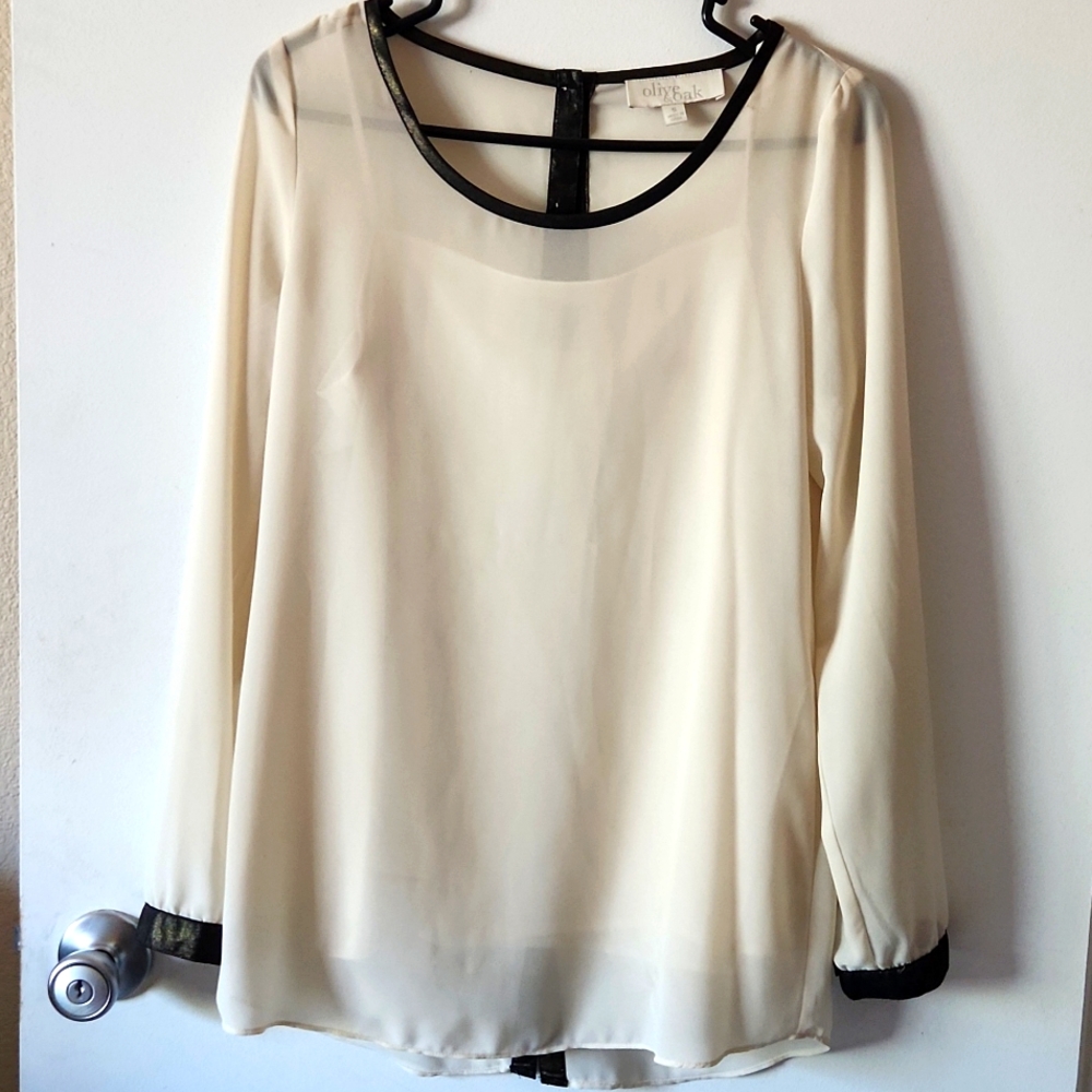 Olive & Oak beige and golden dark brown small blouse